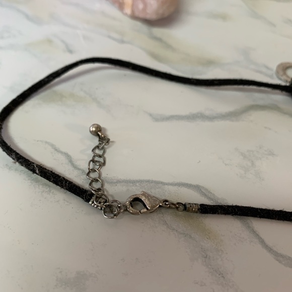 FREE with purchase  🌙 Crescent Moon Necklace - Picture 3 of 5